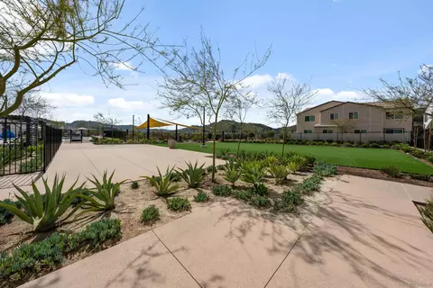 Exterior - 303 Citrine Trl, Fallbrook, CA 92028 photo 10 of 15