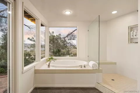 Bath - 2165 Balboa Ave, Del Mar, CA 92014 photo 5 of 7