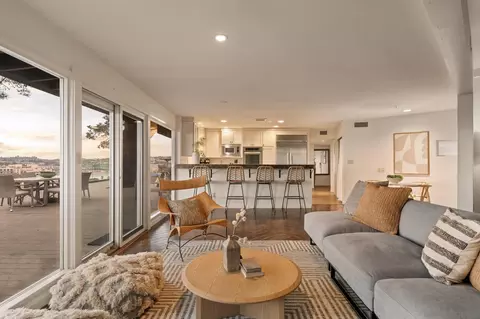 Living - 2165 Balboa Ave, Del Mar, CA 92014 photo 3 of 9