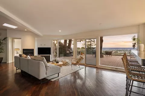 Living - 2165 Balboa Ave, Del Mar, CA 92014 photo 2 of 9