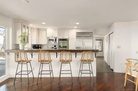 Kitchen - 2165 Balboa Ave, Del Mar, CA 92014 photo 4 of 6