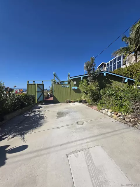 5636 Linda Rosa Ave, La Jolla, CA 92037