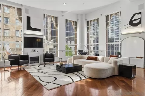 950 6th Ave #432, San Diego, CA 92101