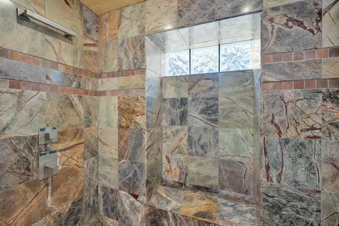 Bath - 23540 Oriente Way, Ramona, CA 92065 photo 3 of 4