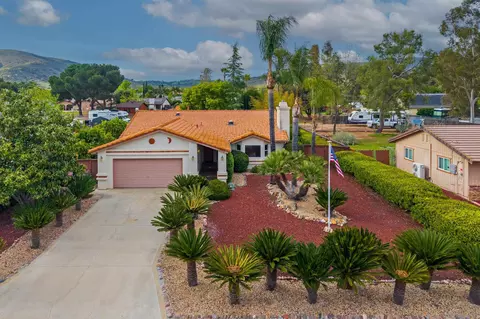 View/Area - 23540 Oriente Way, Ramona, CA 92065 photo 2 of 5