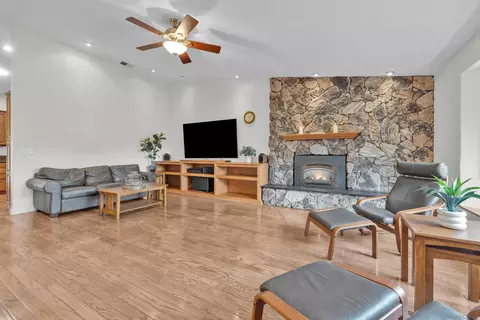 Living - 23540 Oriente Way, Ramona, CA 92065 photo 1 of 4