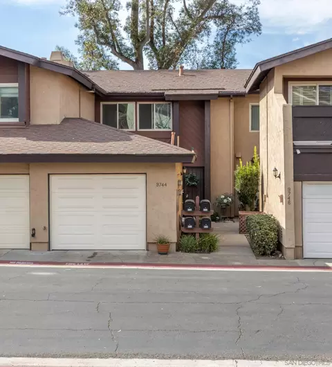 9744 Caminito Doha, San Diego, CA 92131
