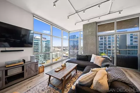 800 The Mark Ln #2104, San Diego, CA 92101