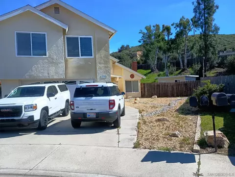 10945 Grand Frk, Santee, CA 92071