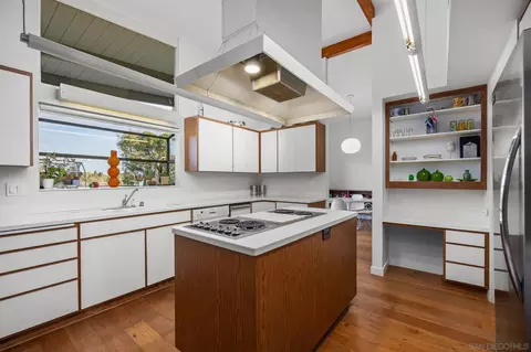 Kitchen - 3129 Bremerton Pl, La Jolla, CA 92037 photo 1 of 1