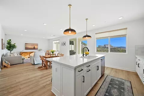 Kitchen - 35158 Orchard Trl, Fallbrook, CA 92028 photo 4 of 4