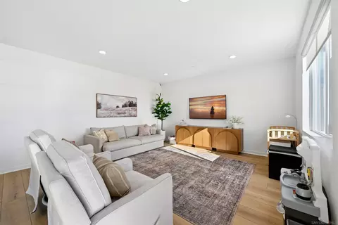 Living - 35158 Orchard Trl, Fallbrook, CA 92028 photo 1 of 3