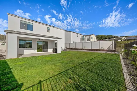 Exterior - 35158 Orchard Trl, Fallbrook, CA 92028 photo 4 of 10