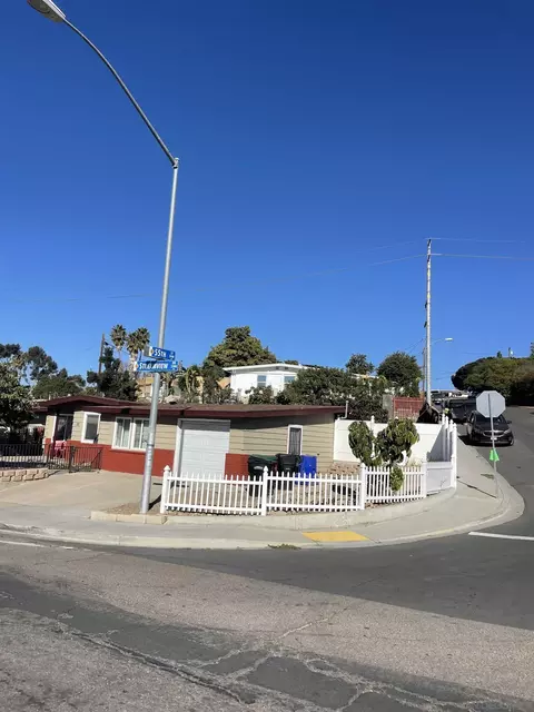 5474 Streamview Dr, San Diego, CA 92105