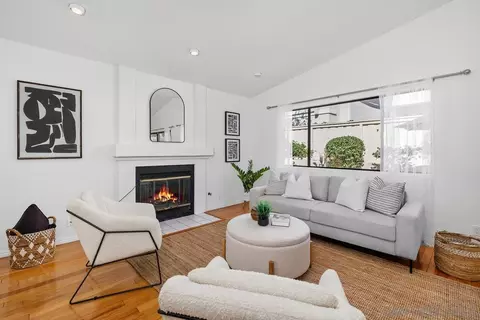 4040 Caminito Suero, San Diego, CA 92122