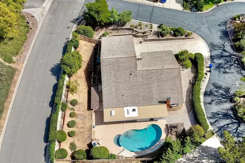 View/Area - 17240 Cuvee Ct, Poway, CA 92064 photo 14 of 19