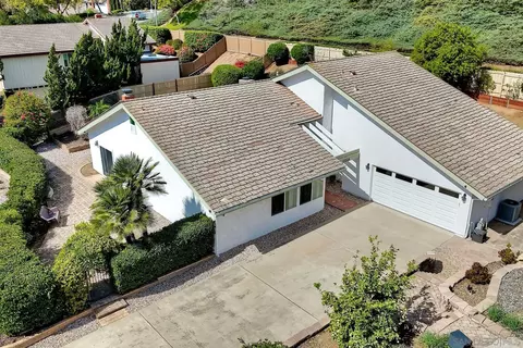 View/Area - 17240 Cuvee Ct, Poway, CA 92064 photo 7 of 19