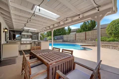 Exterior - 17240 Cuvee Ct, Poway, CA 92064 photo 4 of 12