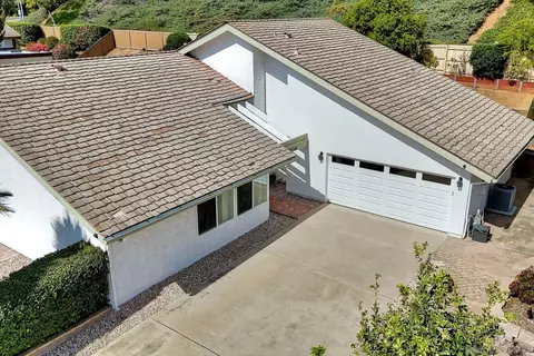 View/Area - 17240 Cuvee Ct, Poway, CA 92064 photo 9 of 19
