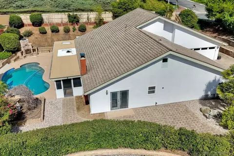 View/Area - 17240 Cuvee Ct, Poway, CA 92064 photo 16 of 19