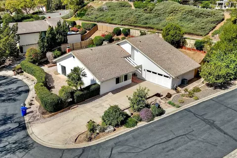 View/Area - 17240 Cuvee Ct, Poway, CA 92064 photo 6 of 19