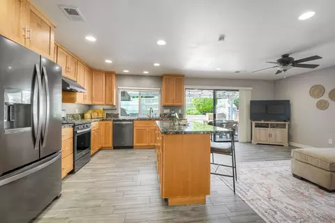 Kitchen - 17240 Cuvee Ct, Poway, CA 92064 photo 1 of 5