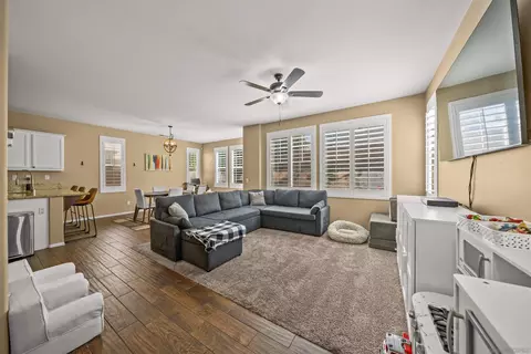 31937 Red Pine Way #80, Temecula, CA 92592