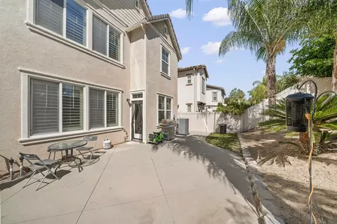 31937 Red Pine Way #80, Temecula, CA 92592