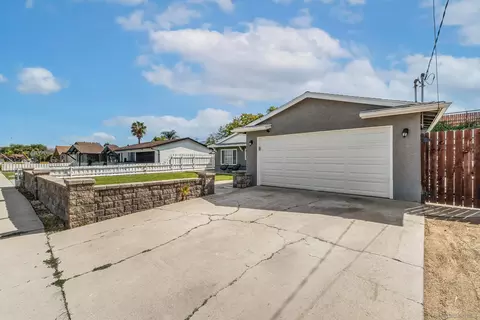 465 Parkbrook St, Spring Valley, CA 91977 photo 6