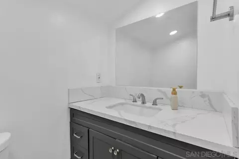 Bath - 1222-24 Willowside Ter, Alpine, CA 91901 photo 2 of 3
