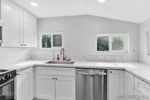 Kitchen - 1222-24 Willowside Ter, Alpine, CA 91901 photo 3 of 4