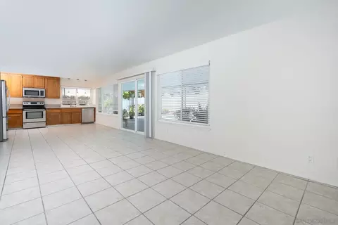 Living - 11368 Squamish Rd, San Diego, CA 92126 photo 4 of 8