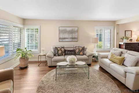 Living - 14922 Derringer Rd, Poway, CA 92064 photo 6 of 7