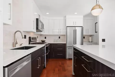 Kitchen - 1607 Via Otano, Oceanside, CA 92056 photo 2 of 4