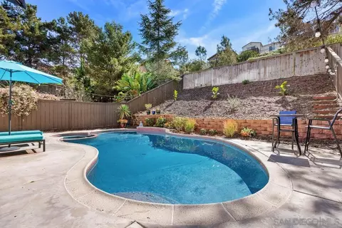 Exterior - 1607 Via Otano, Oceanside, CA 92056 photo 3 of 5