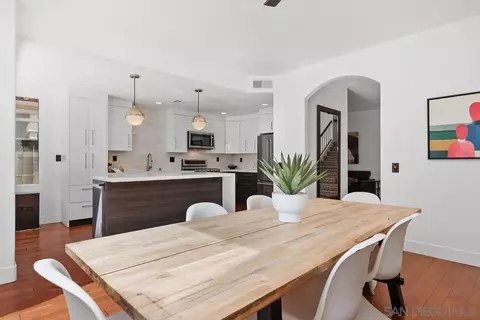 Dining - 1607 Via Otano, Oceanside, CA 92056 photo 4 of 4