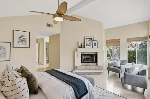Bedroom - 1547 Caminito Solidago, La Jolla, CA 92037 photo 3 of 8