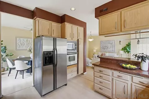 Kitchen - 1547 Caminito Solidago, La Jolla, CA 92037 photo 4 of 4