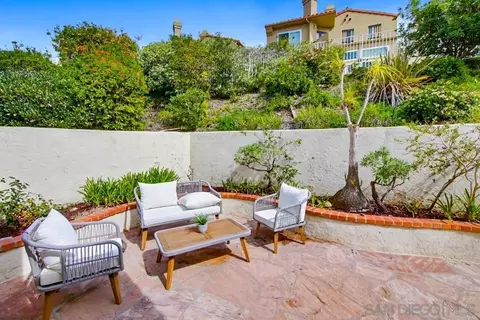 Exterior - 1547 Caminito Solidago, La Jolla, CA 92037 photo 5 of 13