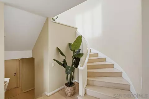 Entry Way - 1547 Caminito Solidago, La Jolla, CA 92037 photo 2 of 4