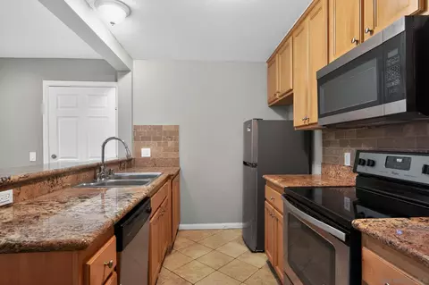 Kitchen - 9860 Dale Ave #B9, Spring Valley, CA 91977 photo 3 of 3