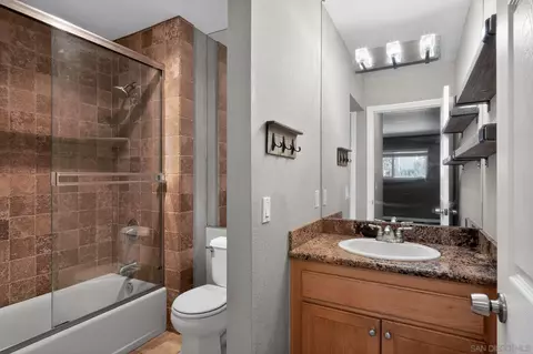 Bath - 9860 Dale Ave #B9, Spring Valley, CA 91977 photo 2 of 2