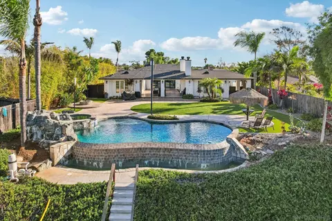 43 Corte Maria Ave, Chula Vista, CA 91910