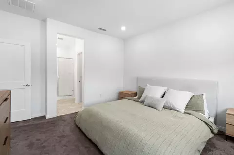 Bedroom - 1549 Fig Tree Way, Oceanside, CA 92056 photo 3 of 4
