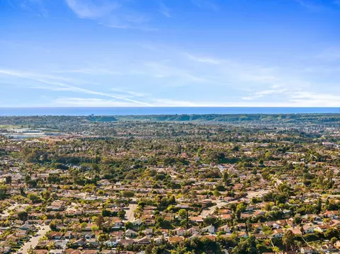 View/Area - 1549 Fig Tree Way, Oceanside, CA 92056 photo 3 of 4