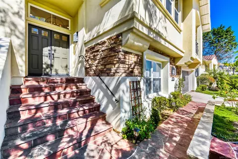 Exterior - 2434 Ridgegate Row, La Jolla, CA 92037 photo 5 of 14