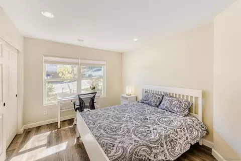 Bedroom - 2434 Ridgegate Row, La Jolla, CA 92037 photo 4 of 5