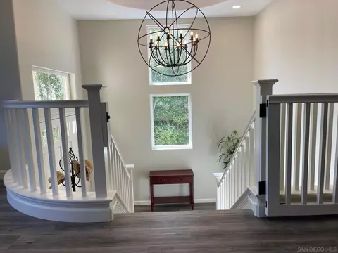Entry Way - 2434 Ridgegate Row, La Jolla, CA 92037 photo 4 of 4