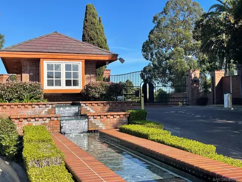 View/Area - 2434 Ridgegate Row, La Jolla, CA 92037 photo 1 of 1