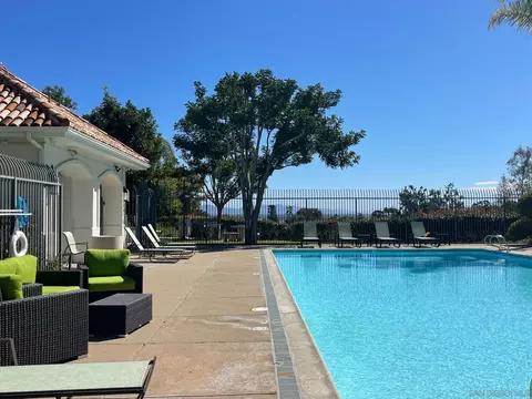 Exterior - 2434 Ridgegate Row, La Jolla, CA 92037 photo 11 of 14